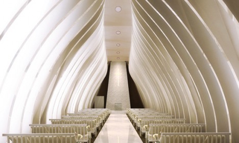 New Chapel - White Rose © GRAND HYATT FUKUOKA