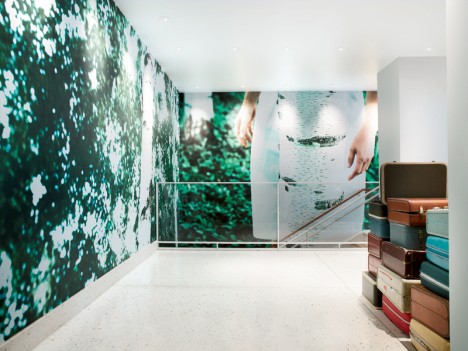 Lobby Gallery © The James Hotel Lobby Gallery © The James Hotel