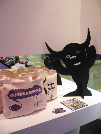 穴薪ペインティング展「GUGAA!!!!」