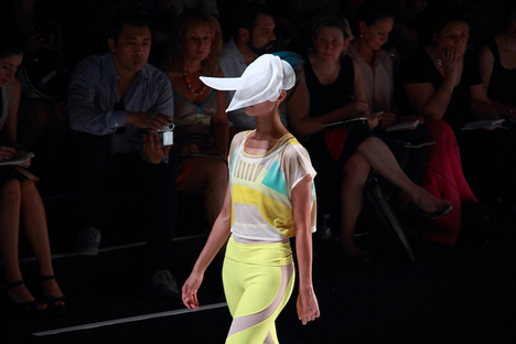 パリ・ファッション・ウィーク SS 2012