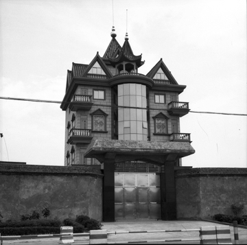 luoyongjin03.jpg