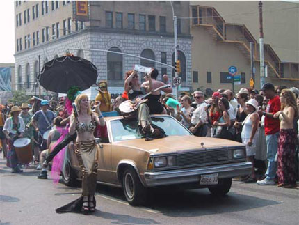 MERMAID PARADE 2001