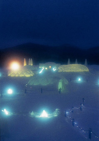 TOMAMU ICE VILLAGE