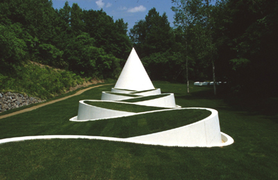 Way To The Hidden Garden / Dani Karavan © Sapporo Artpark Sculpture Garden