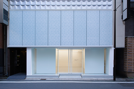 © Whitestone Ginza New Gallery