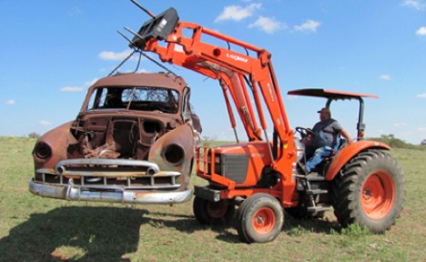 HIRONARI KUBOTA "SPINNING 1949 CHEVY DELUX IN TEXAS"