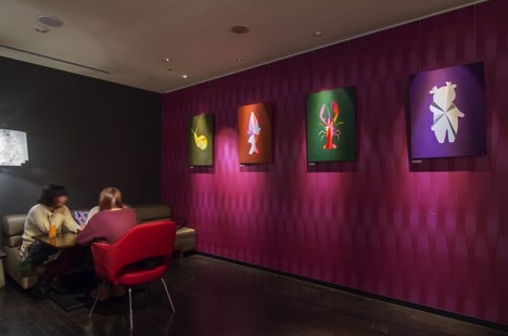 左から「TUMLOW」「AVELA」「ZALY」「CELVO」Takuya Yonezawa,  個展「PRISM」, クロスホテル札幌, 2015年, 727 x 530 mm , Acrylic on Panel Photo: 小牧寿里