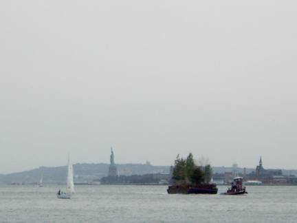 ROBERT SMITHSON “FLOATING ISLAND”