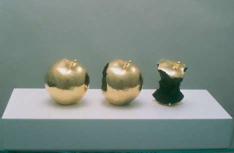 Billy Apple, 2 minutes, 33 seconds, 1962, installation view, Eat!, MCA, 1998, image courtesy and © the artist