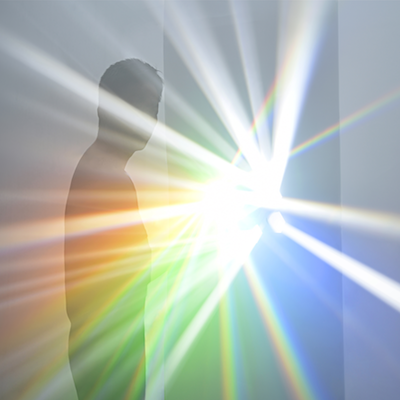 吉岡徳仁展「スペクトル － プリズムから放たれる虹の光線」