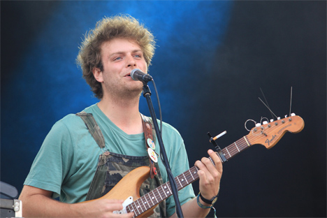 17 Mac deMarco