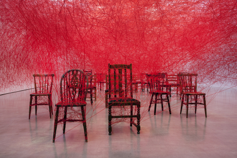 The Distance, Chiharu Shiota, 2018 © Chiharu Shiota